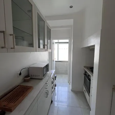 Apartamento 2 Bedrooom Flat In The Heart Of Graca